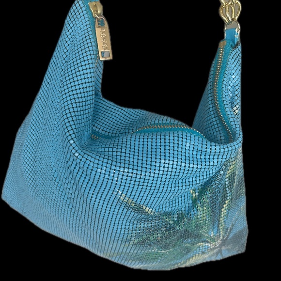 Whiting and Davis handbag in bright Turquoise - Picture 1 of 7